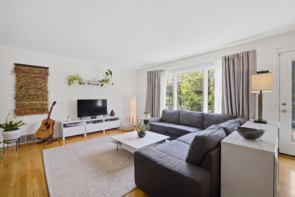 1322 Brook Lane - Photo 3