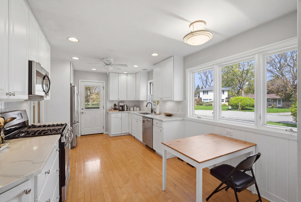 1322 Brook Lane - Photo 5