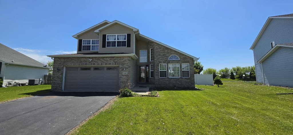 2416 Boxwood Lane - Photo 1