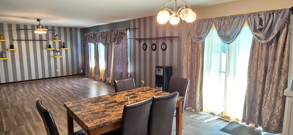 2416 Boxwood Lane - Photo 9