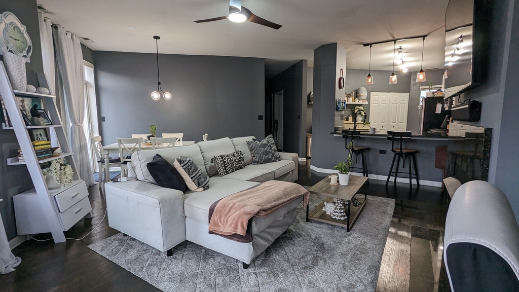 1406 S Halsted Street - Photo 2