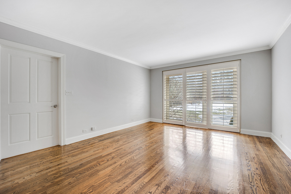 120 E 8th Street - Photo 13