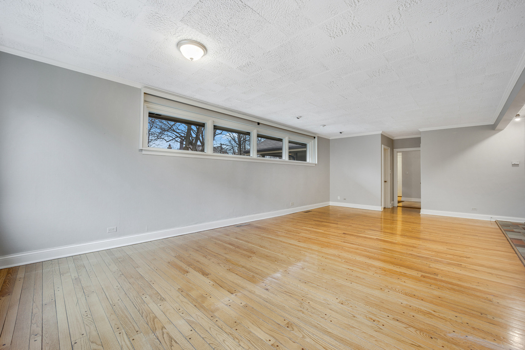 120 E 8th Street - Photo 21
