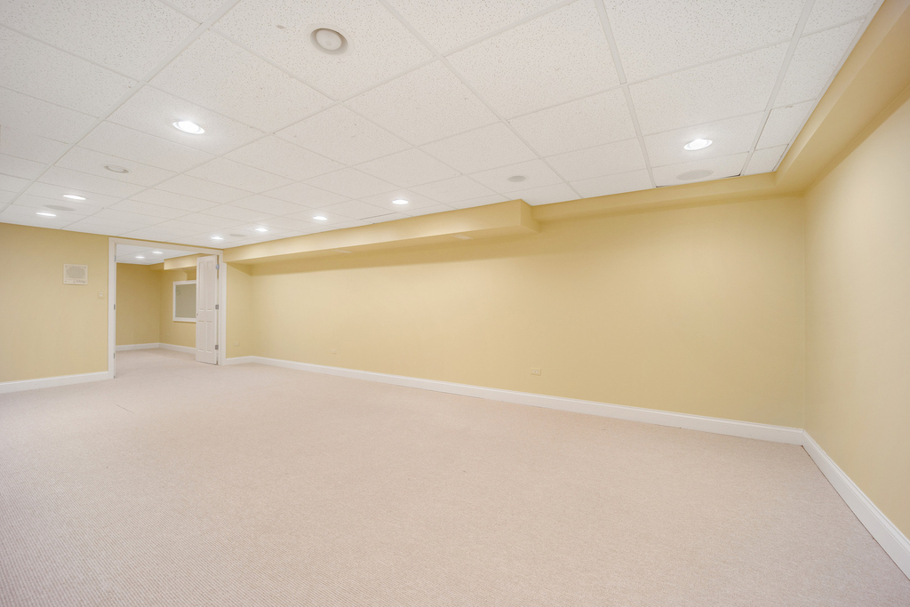 120 E 8th Street - Photo 20