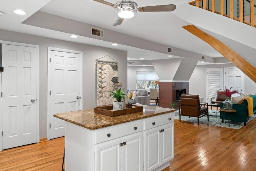 1450 W Webster Avenue - Photo 8