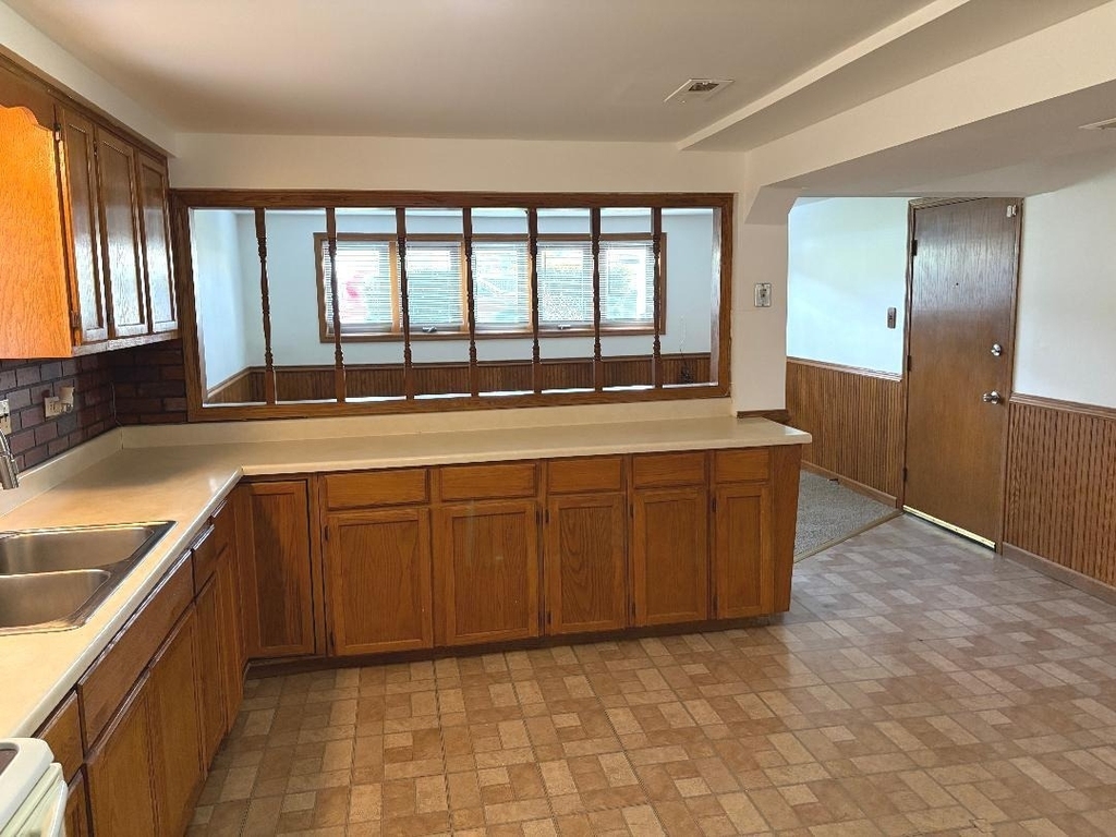 5347 W 53rd Place - Photo 4