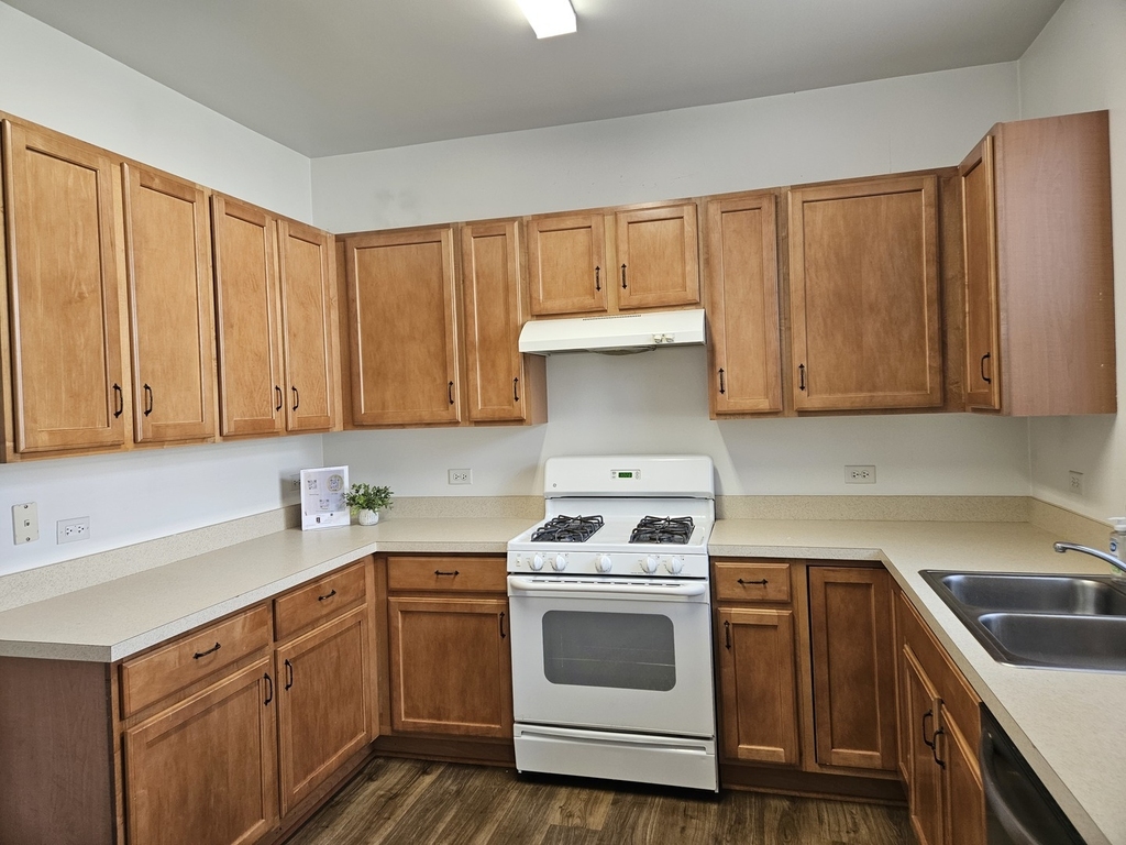1473 Cambria Drive - Photo 4