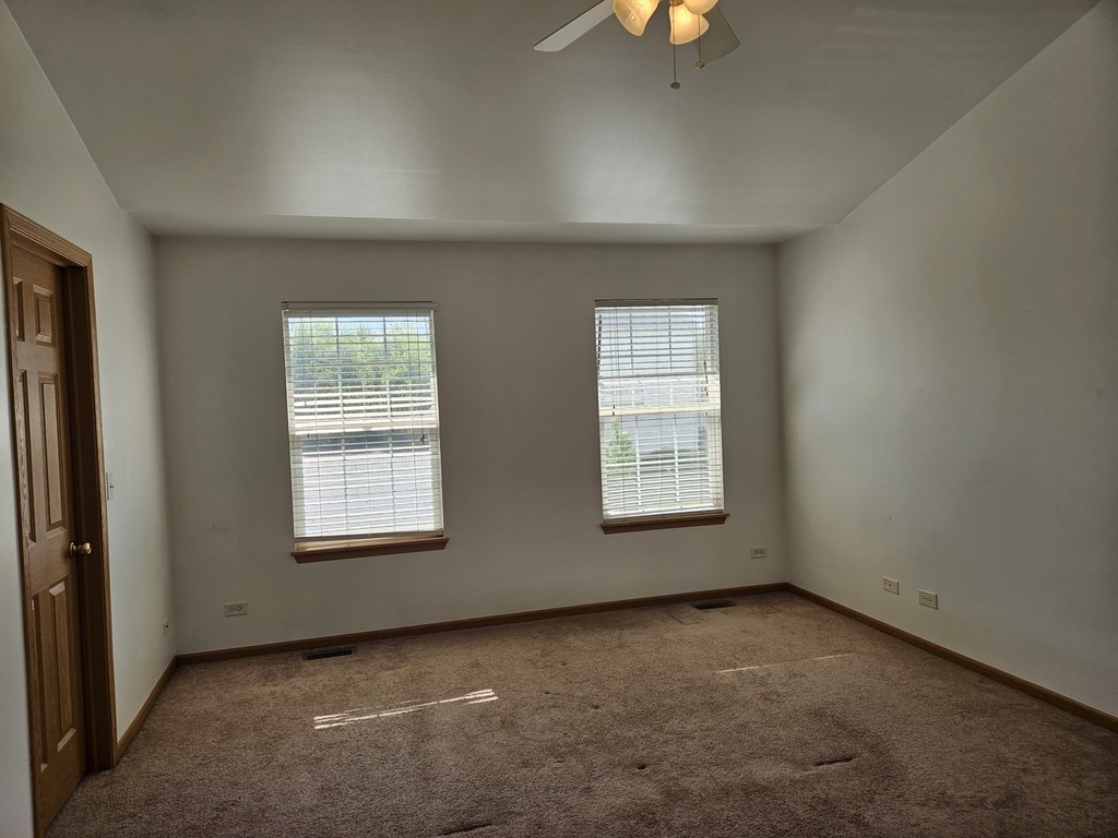 1473 Cambria Drive - Photo 9
