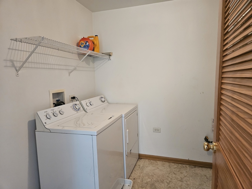 1473 Cambria Drive - Photo 10