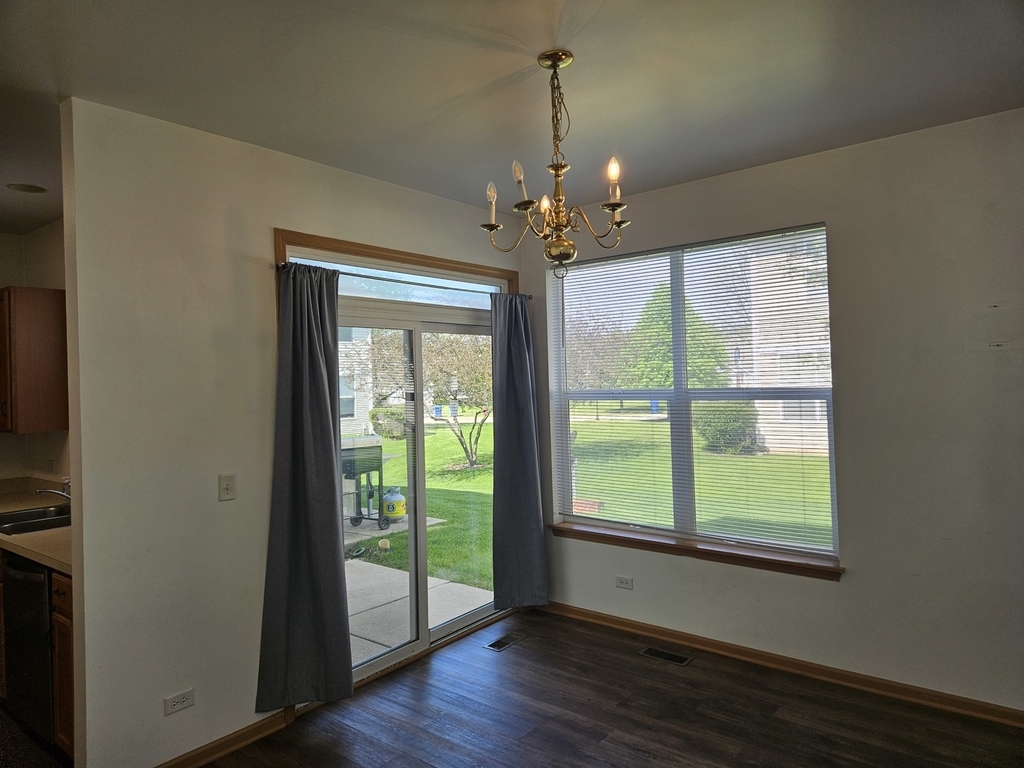 1473 Cambria Drive - Photo 3