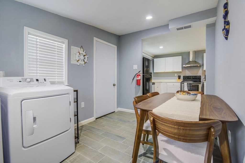 541 Circle Drive - Photo 15