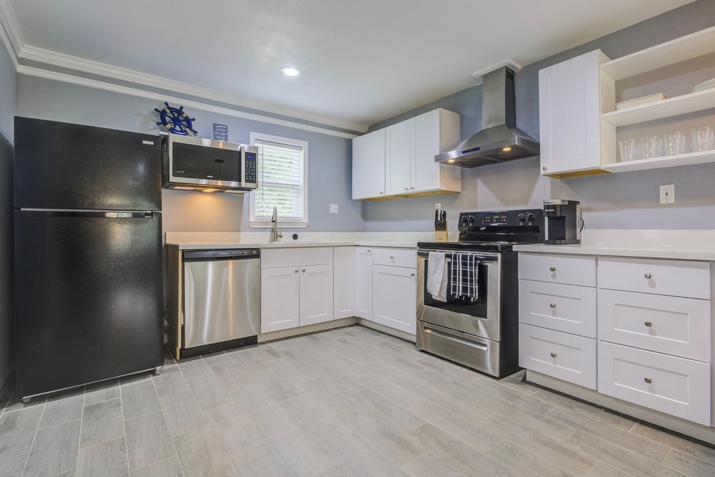 541 Circle Drive - Photo 9