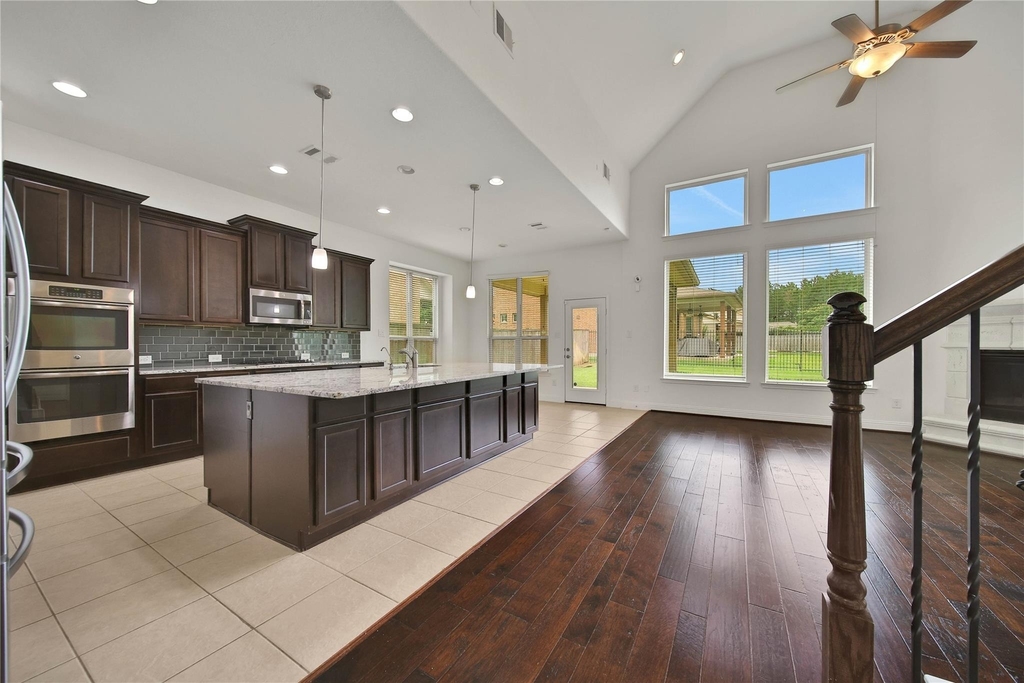 27 Waterfall Way - Photo 6