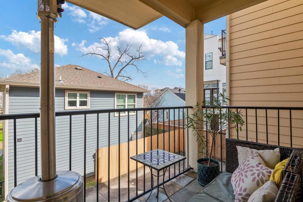 2204 Colorado Street - Photo 6
