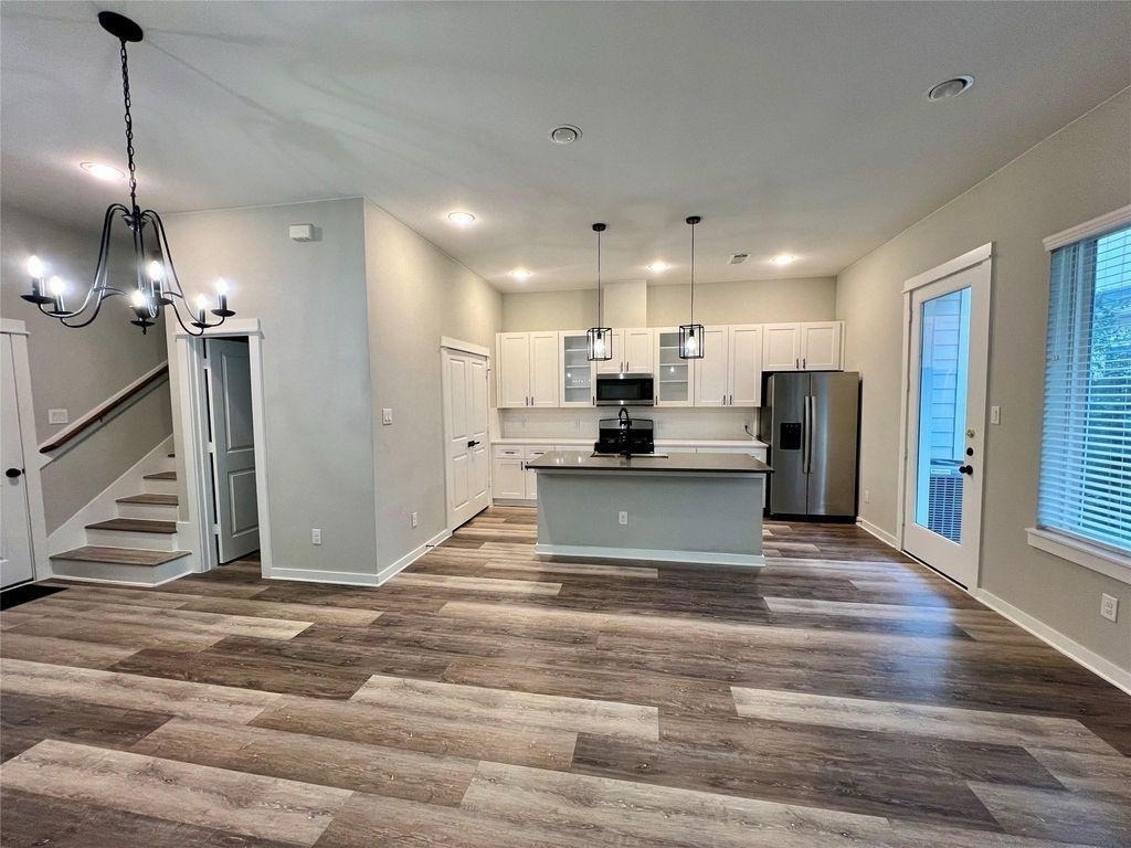 6712 Parker Oaks Lane - Photo 0