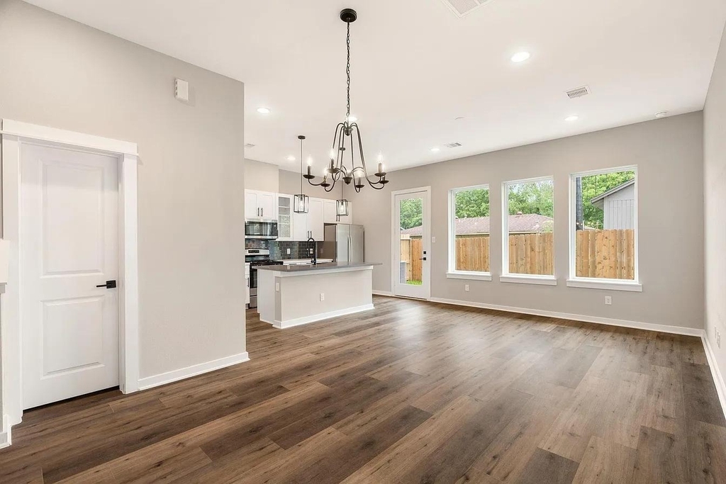 6712 Parker Oaks Lane - Photo 14