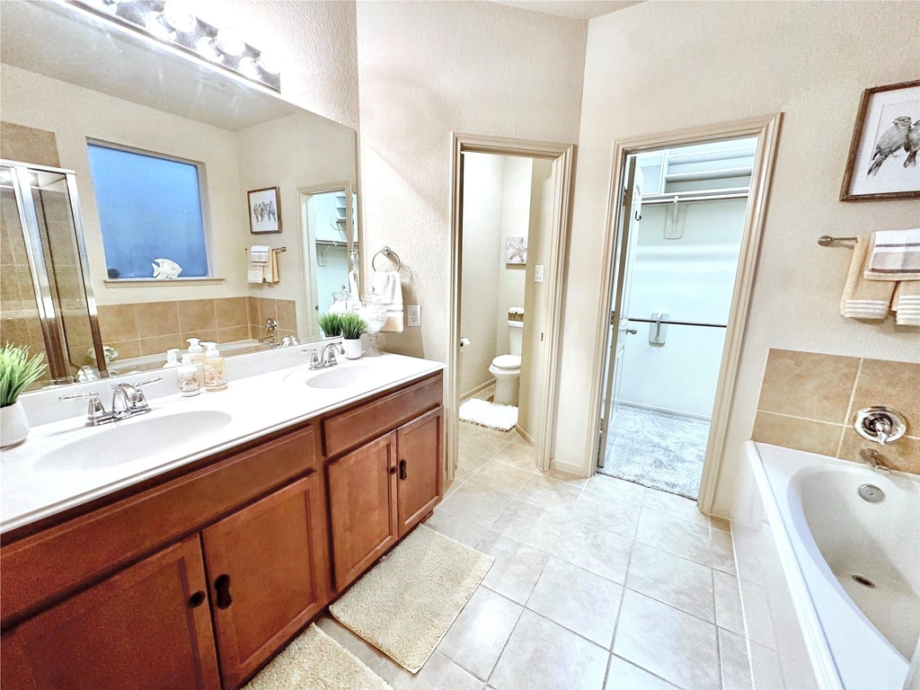 12801 Winter Springs Drive - Photo 7