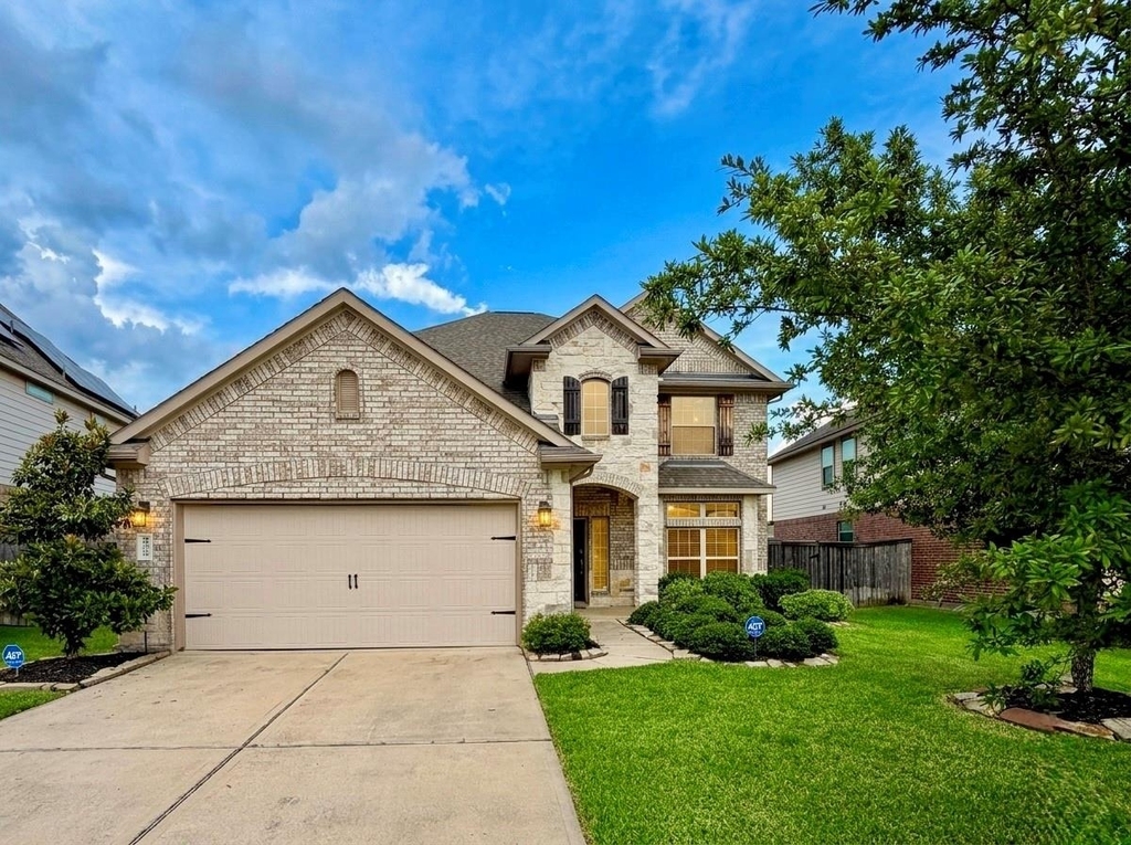 17518 Cypress Hilltop Way - Photo 1