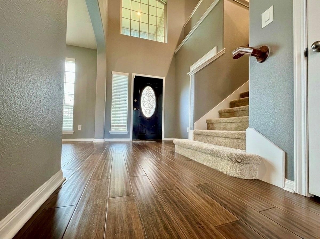 17518 Cypress Hilltop Way - Photo 4