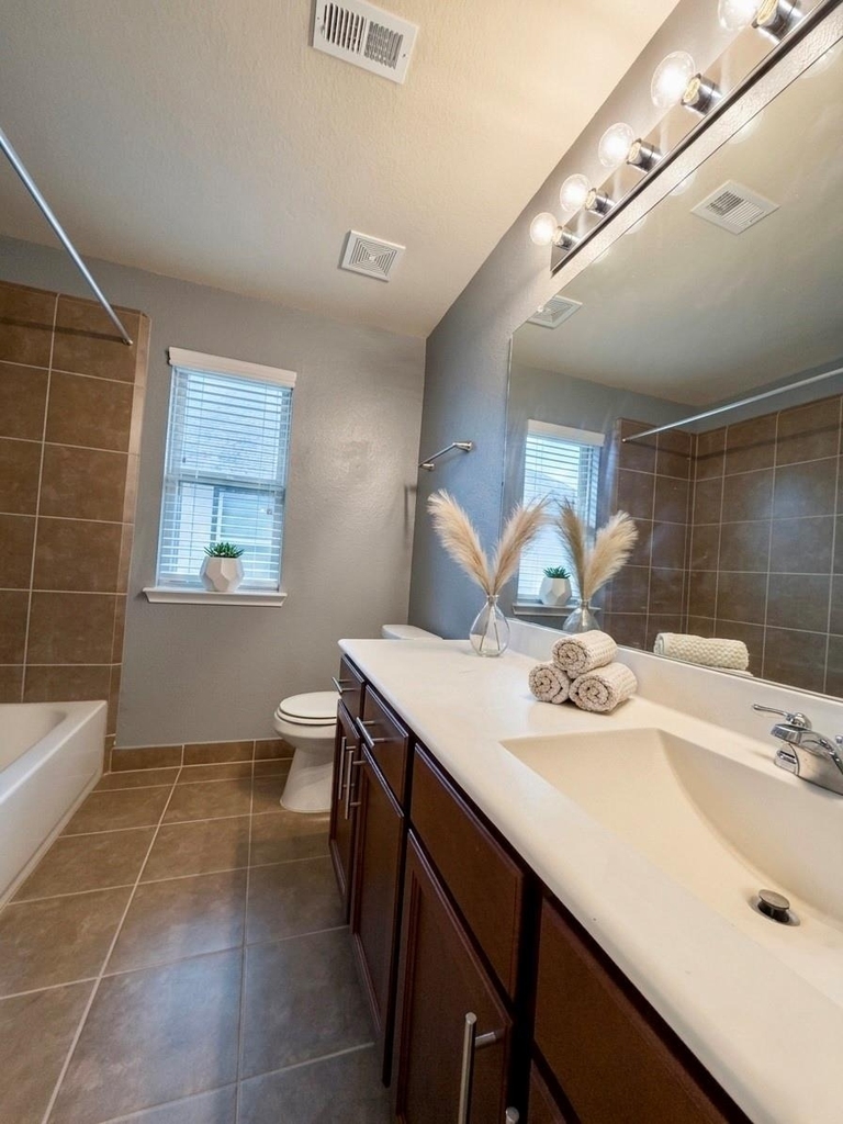 17518 Cypress Hilltop Way - Photo 19