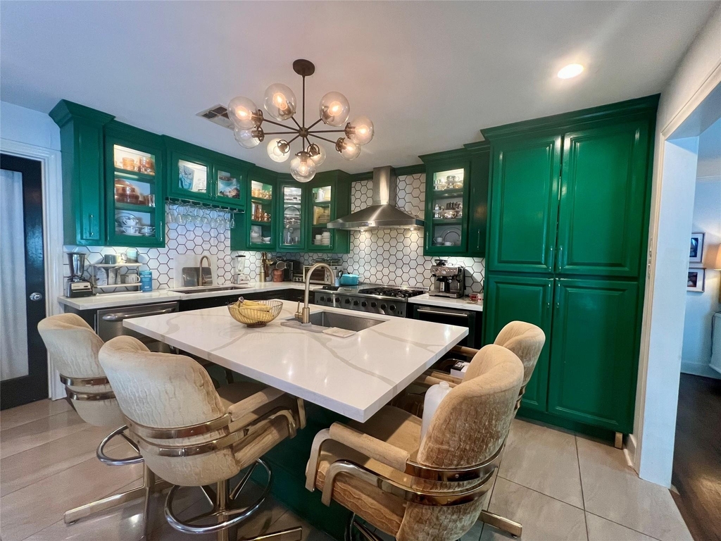 1806 W Clay Street - Photo 2
