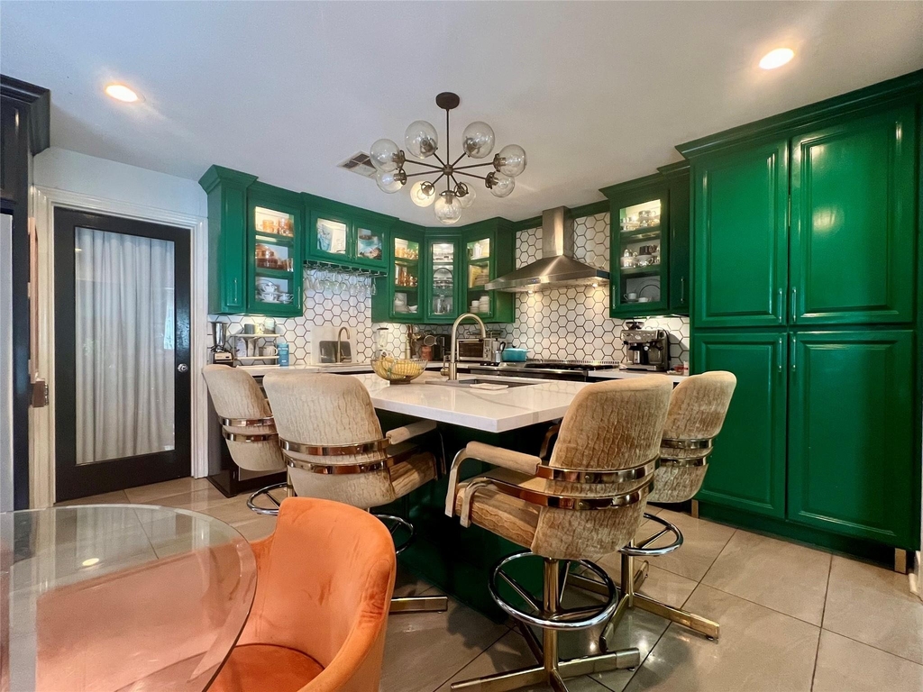 1806 W Clay Street - Photo 1