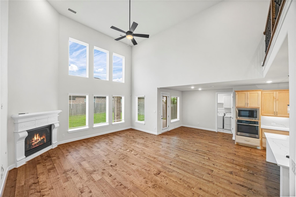 4627 Clear Creek Drive - Photo 4
