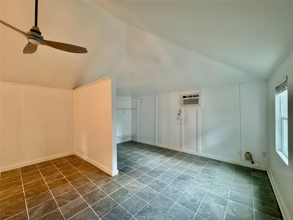 2413 Woodhead Street - Photo 8
