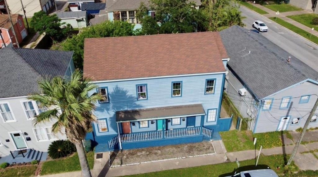 805 10th Street - Photo 7
