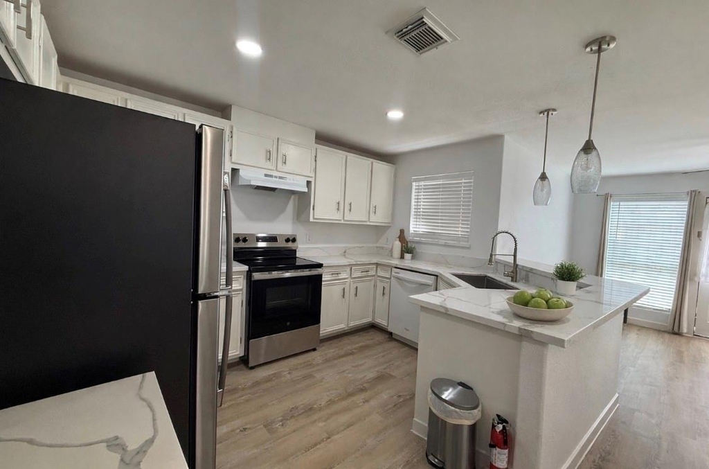 3114 Bolt Street - Photo 4
