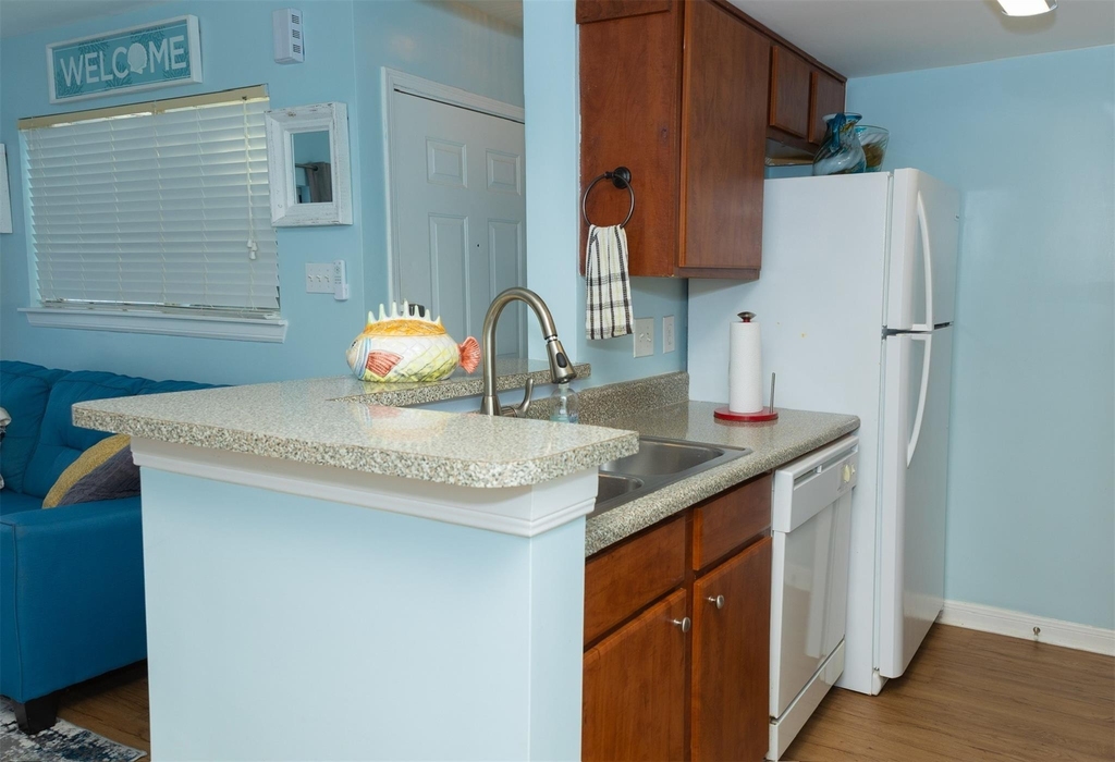 3506 Cove View Boulevard - Photo 6
