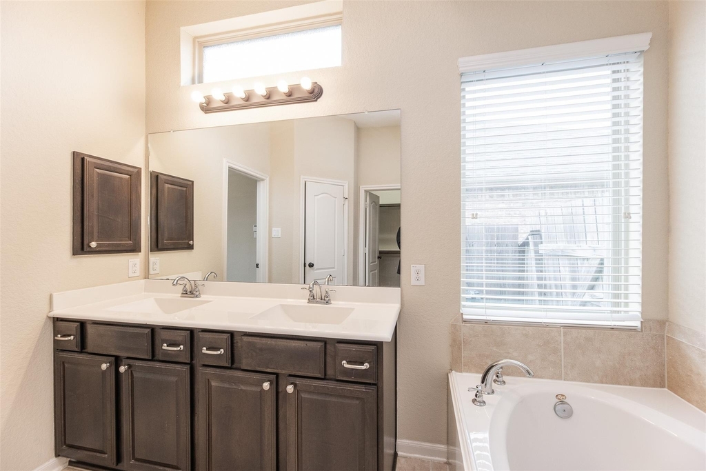 24943 Blue Mountain Park Lane - Photo 20