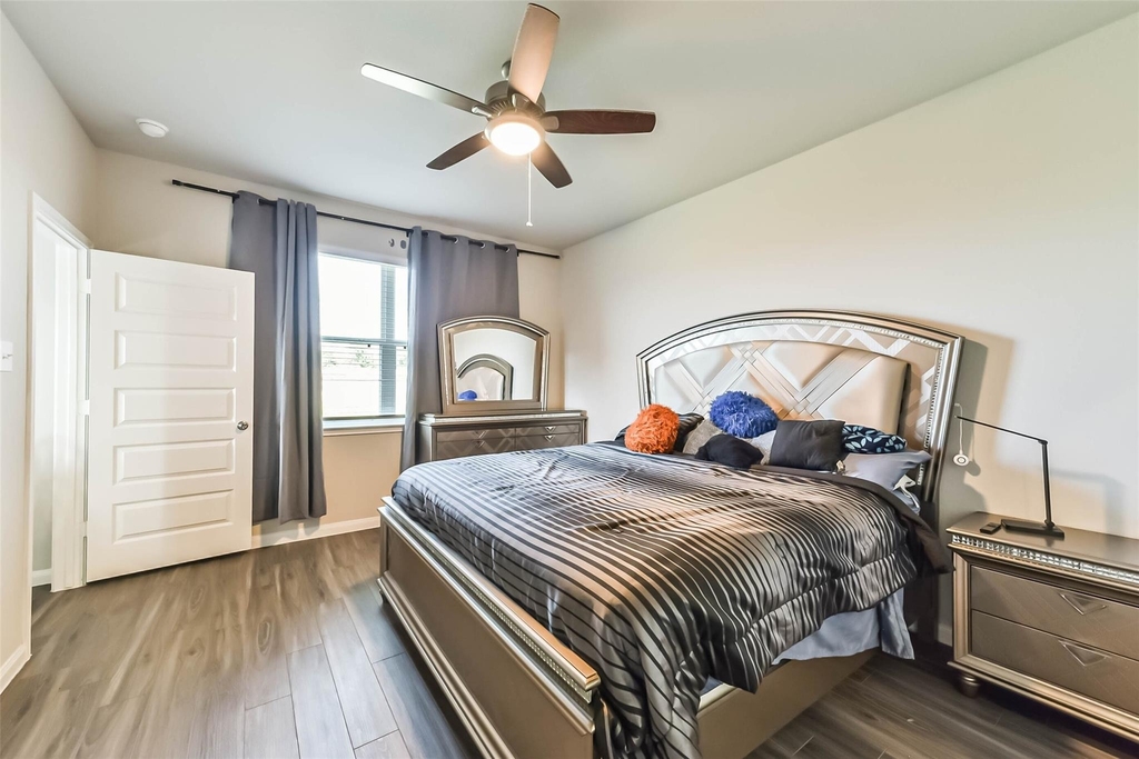 4907 Luke Mathew Drive - Photo 17