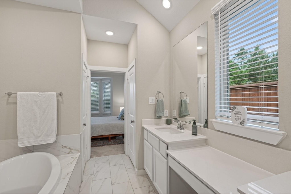 8145 Overland Grove - Photo 39