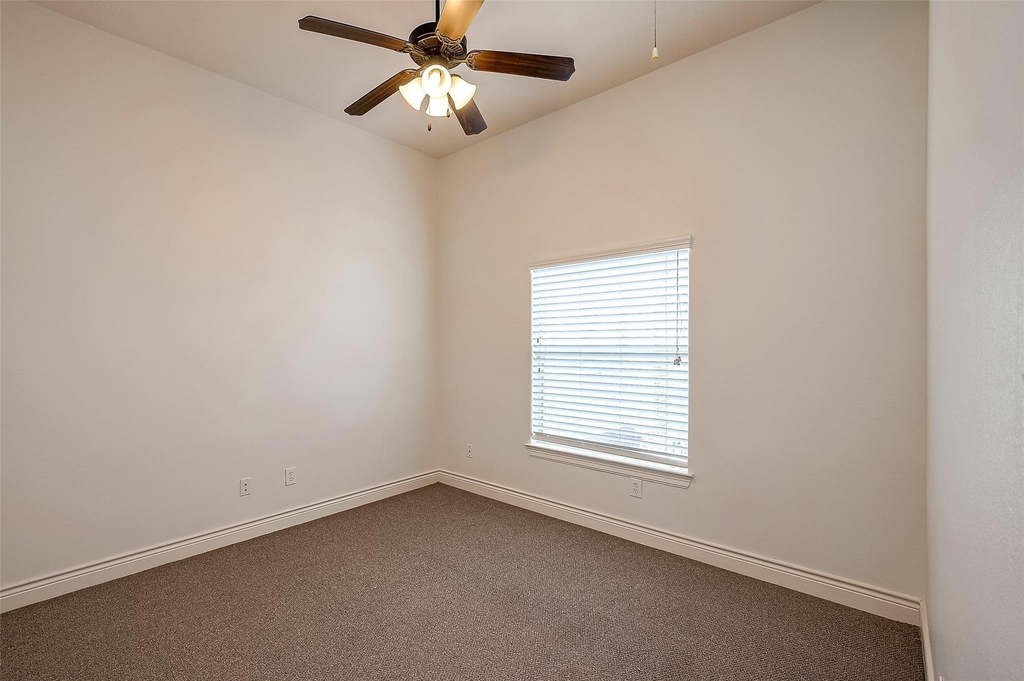 5608 Kansas Street - Photo 20
