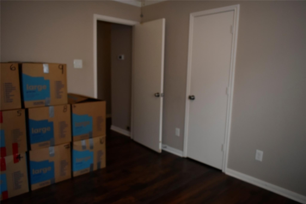 10519 N Newpark Drive - Photo 8