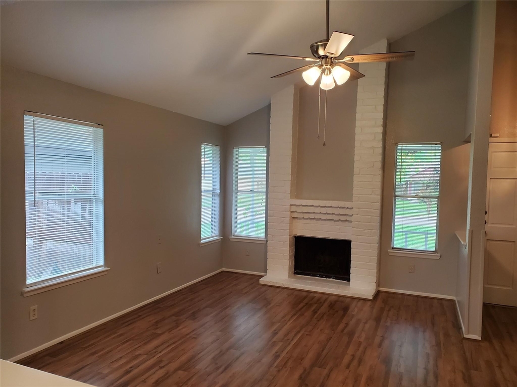 3130 Forestbrook Drive - Photo 6