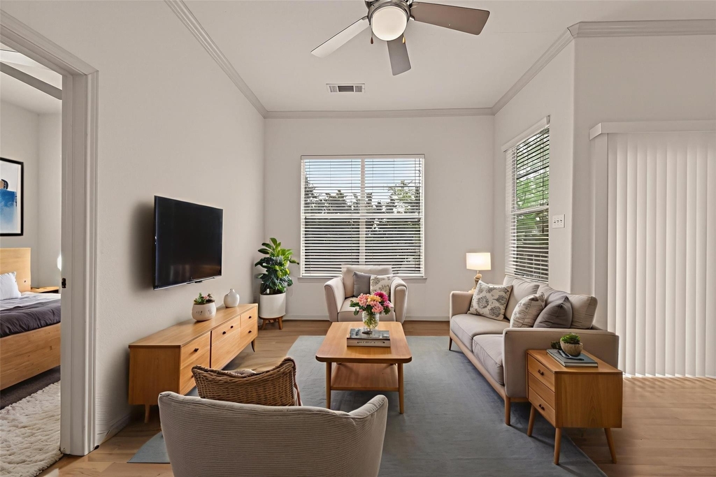 1441 East Street - Photo 4