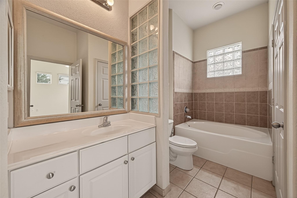 1441 East Street - Photo 7