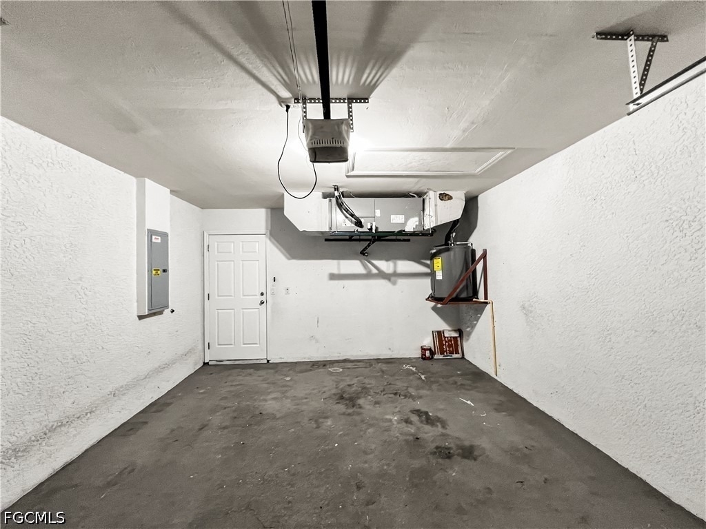 2130 Ne 8th Place - Photo 33