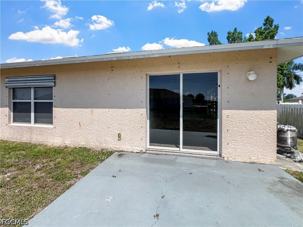 2130 Ne 8th Place - Photo 34