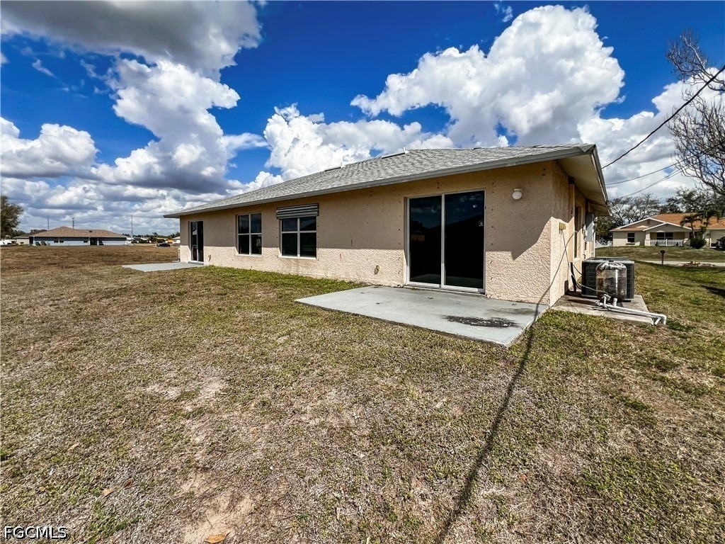 2130 Ne 8th Place - Photo 37