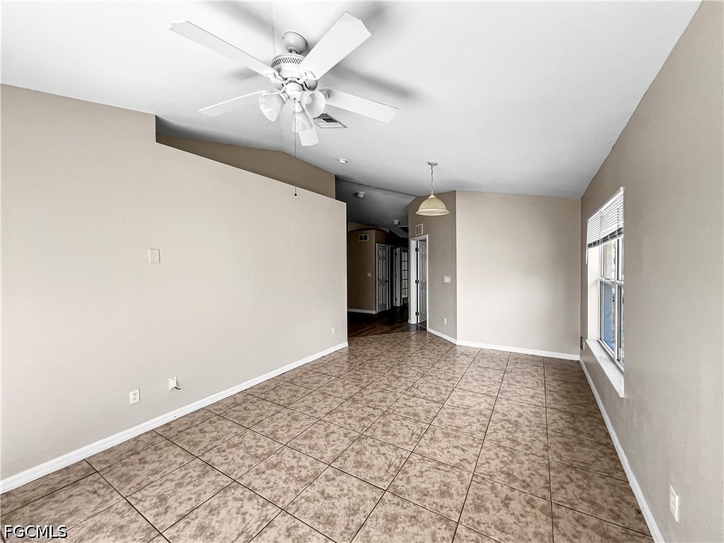 2130 Ne 8th Place - Photo 9