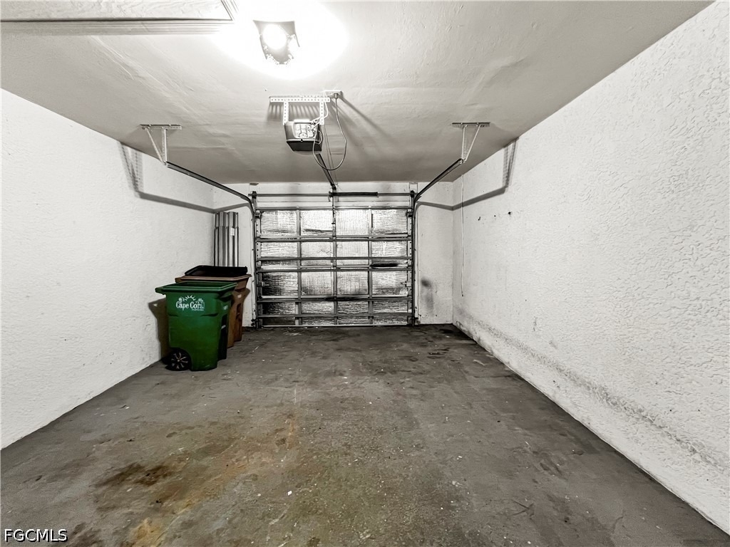 2130 Ne 8th Place - Photo 32