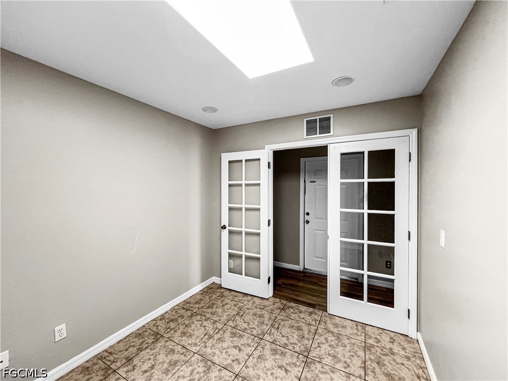 2130 Ne 8th Place - Photo 19