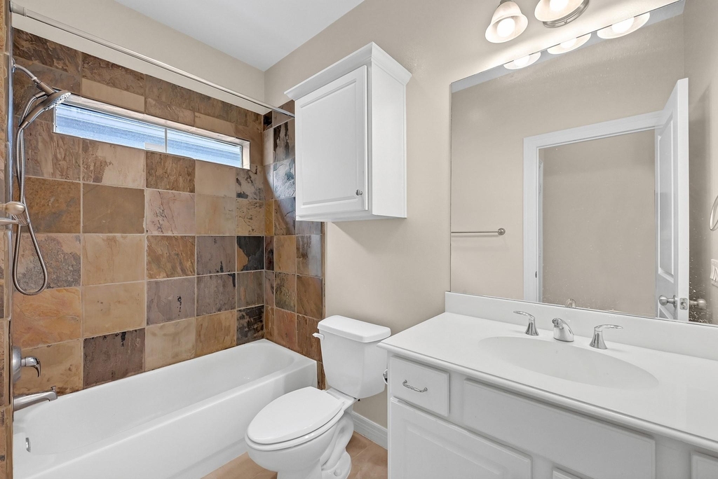 1204 Cohn Street - Photo 4