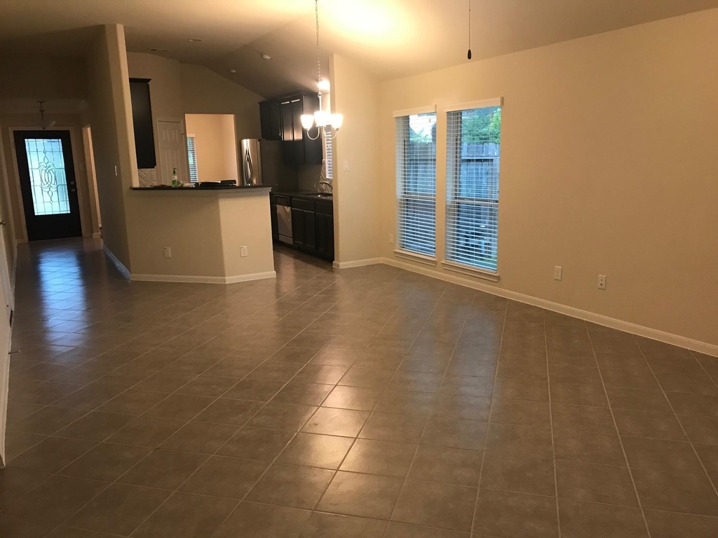 15718 Whispering Green Drive - Photo 3