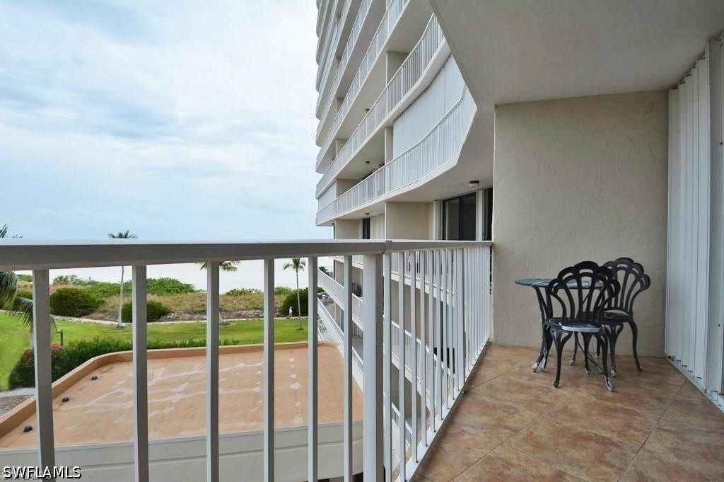 260 Seaview Court - Photo 14