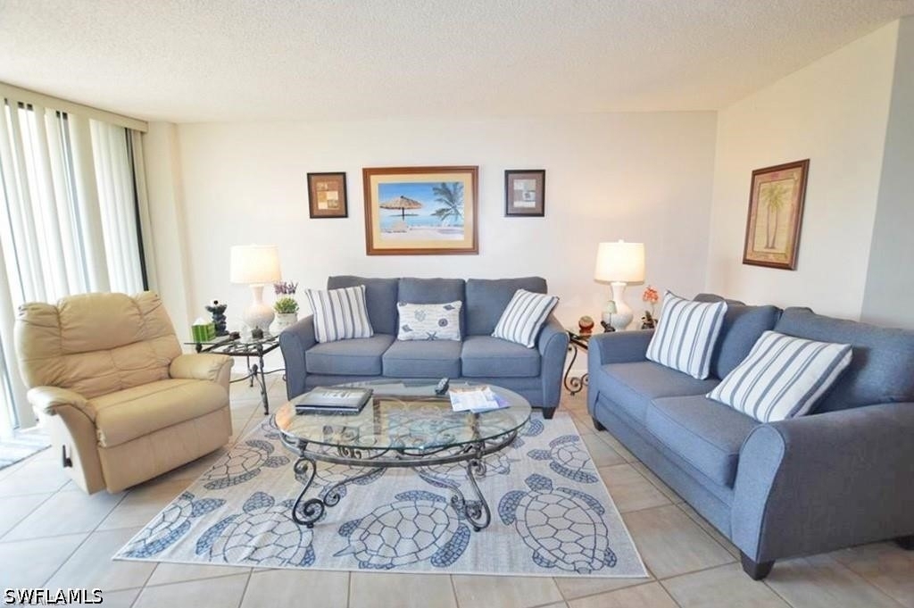 260 Seaview Court - Photo 2