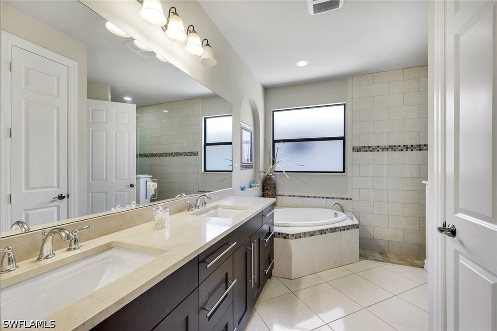 1243 Briarwood Court - Photo 9